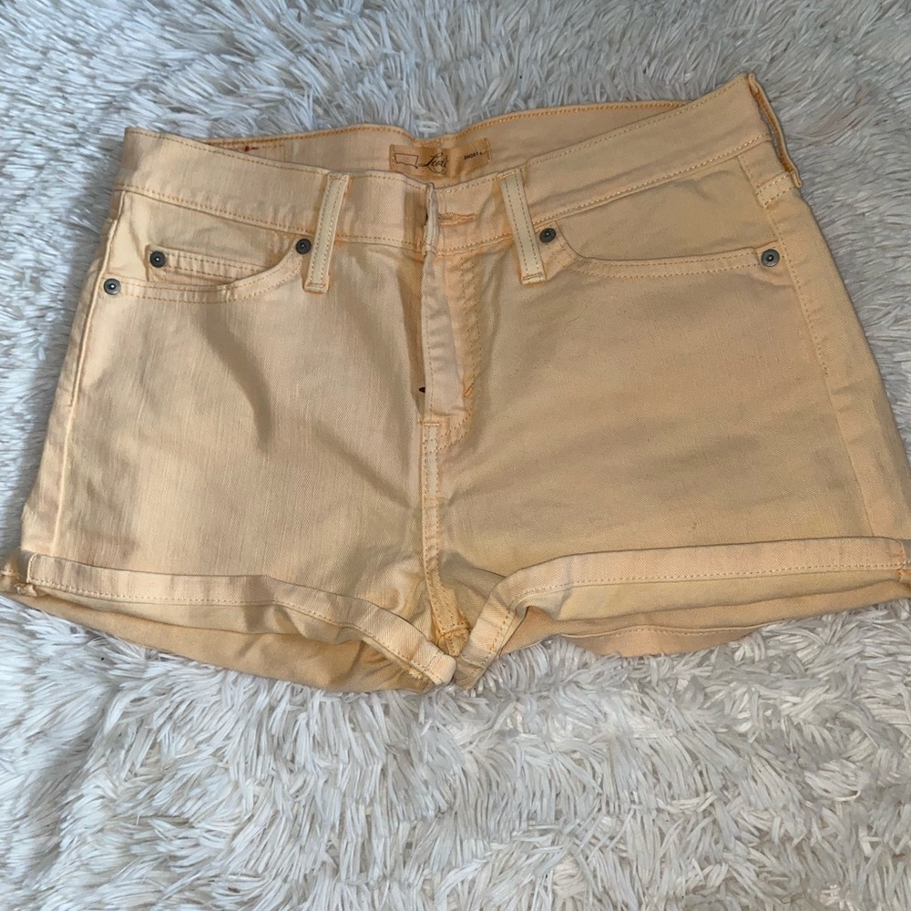 Levi’s shorts ripped light orange size 2 high Rise